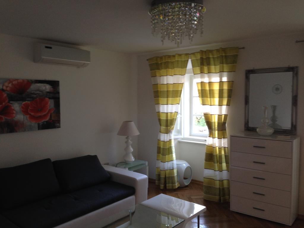 Apartment Sand Beach أوباتيا الغرفة الصورة